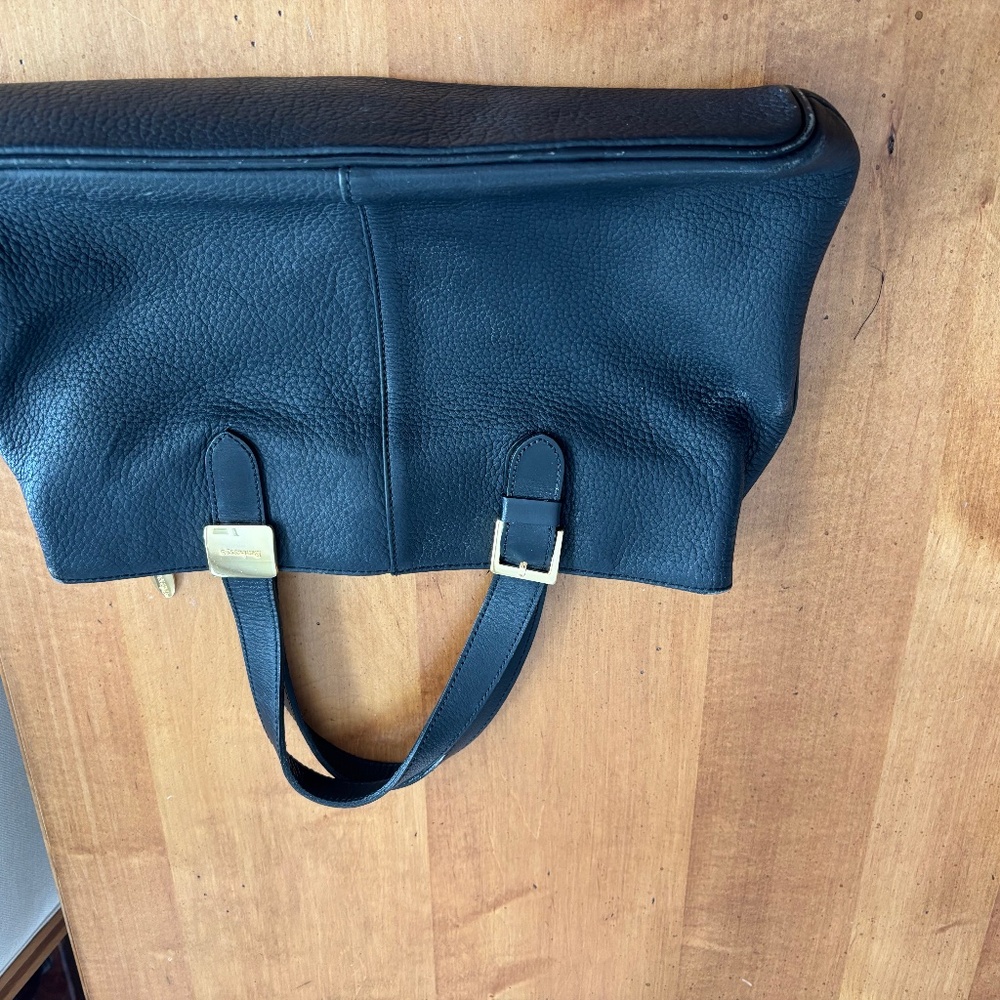 Burberrys satchel/tote handbag with gold accent